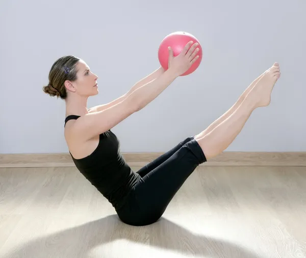 Pilates mulher estabilidade no exercícios